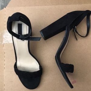 Forever 21 block heels size 7